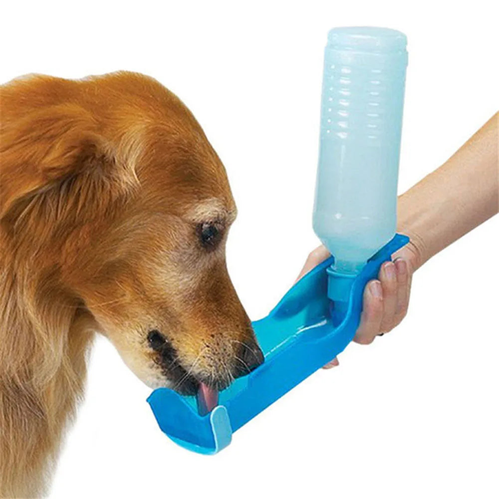 Outdoor Travel Dog Water Bottle for Walking Portable Dog Water Dispenser Pet Drink Cup with Rotatable Clamshell Sink 250ml 500ml