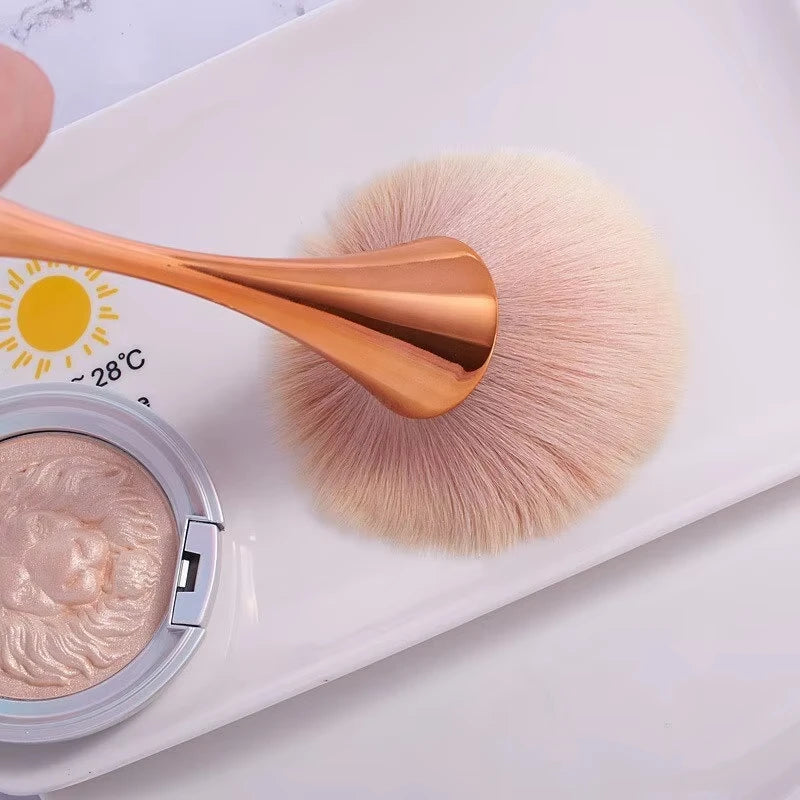 Rose Golden Fan Makeup Brush,Cosmetic Brush Loose Powder Brush ,Highlighting Brush Blush Brush-Soft Hair Makeup Fixing