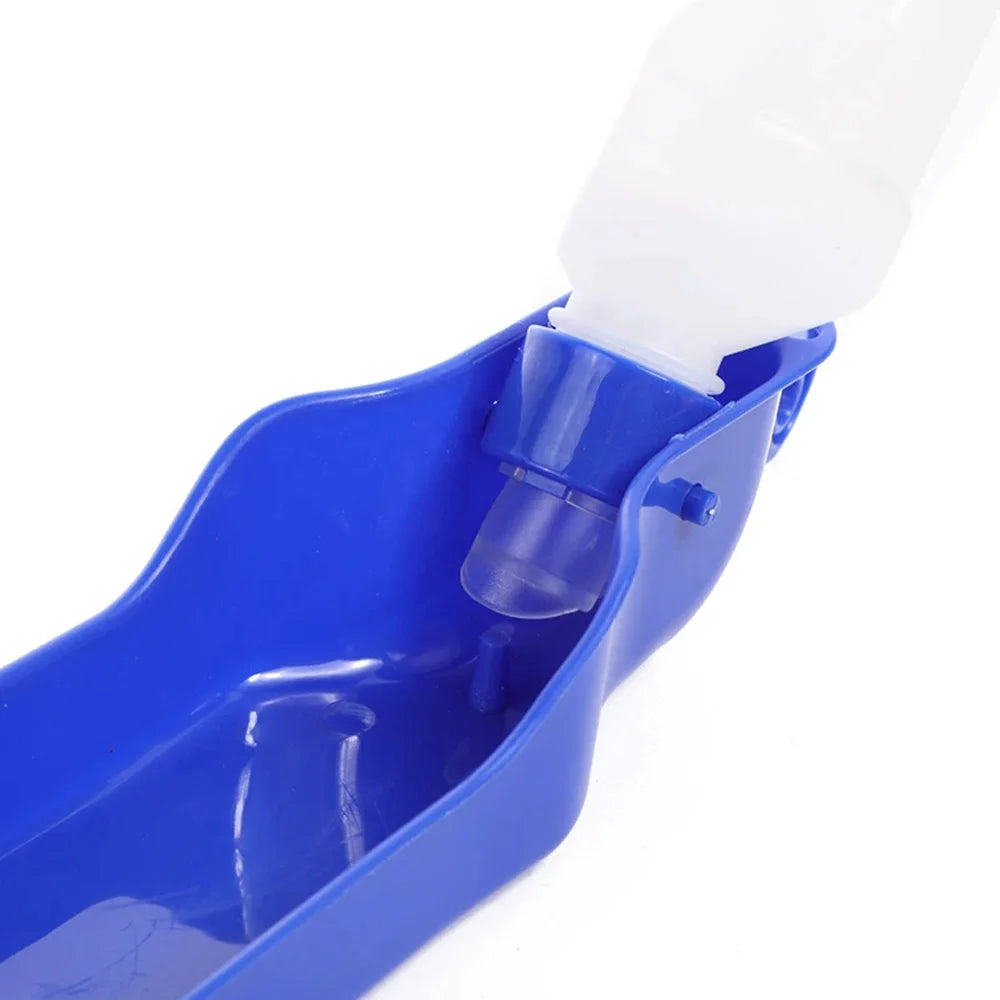 Outdoor Travel Dog Water Bottle for Walking Portable Dog Water Dispenser Pet Drink Cup with Rotatable Clamshell Sink 250ml 500ml